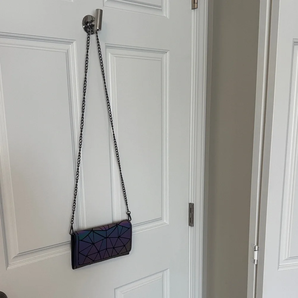 Elegant Black Geometric Crossbody Bag